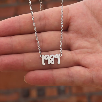 T-Swift 1989 Pendant + Free Chain