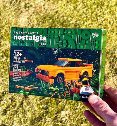 Nostalgia Orange Classic Car – 322 pcs Building Set