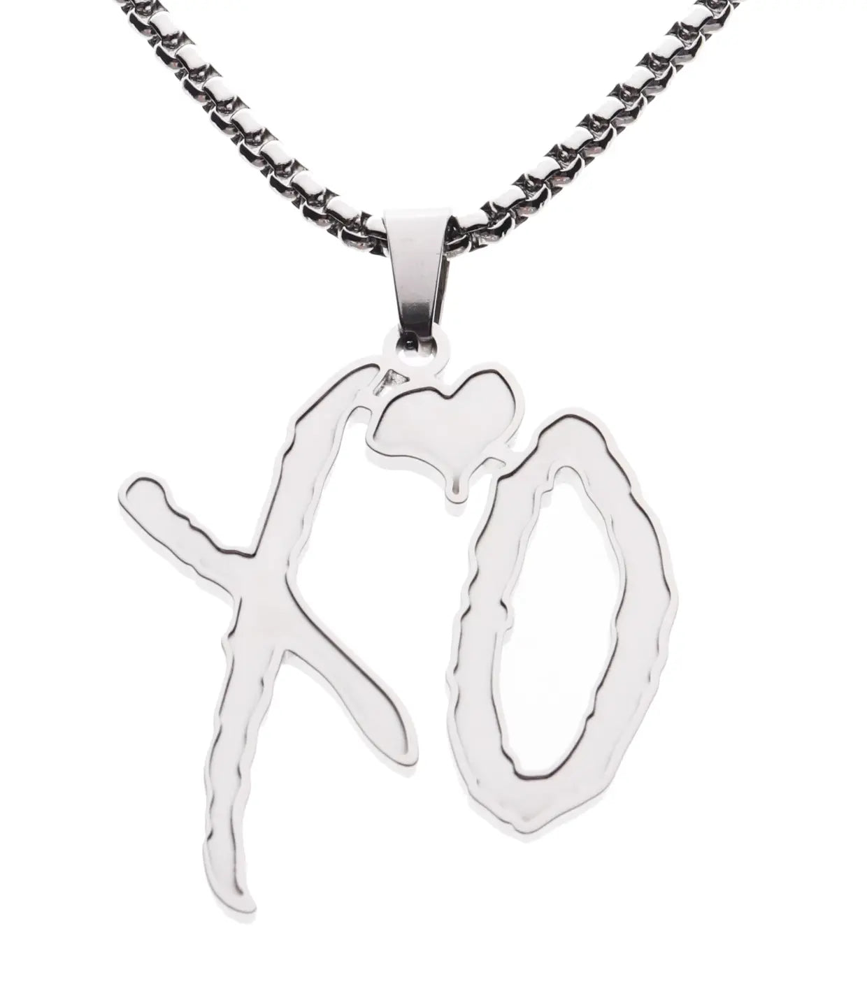 XO Pendant + Free Chain